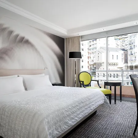 Le Meridien Plaza Hotell 4*