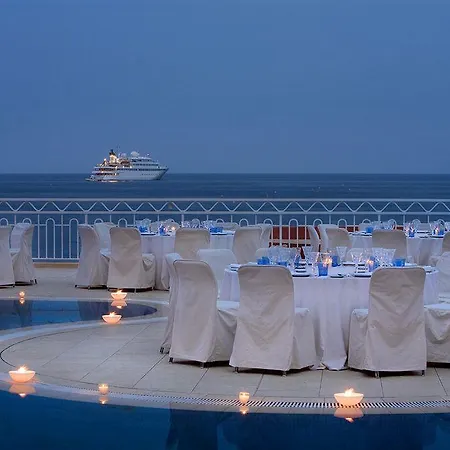 Le Meridien Plaza Hotel 4*